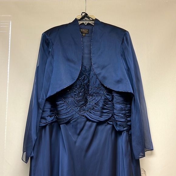 Ignite evenings chiffon long dress and jacket - Picture 4 of 12